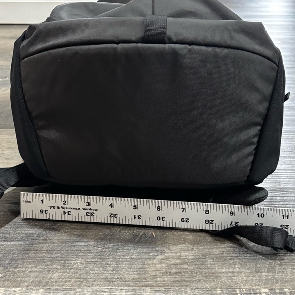 Patagonia Refugio Daypack 26L Backpack, VGUC - Picture 14 of 15